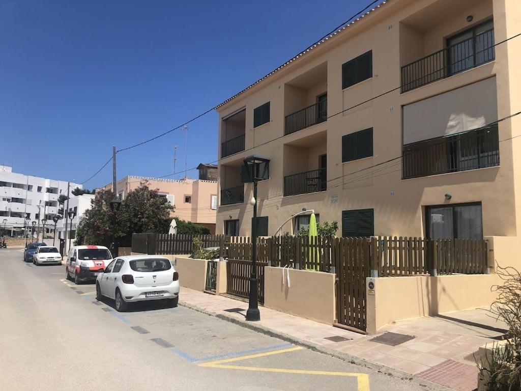 Ferienwohnung La Mundial Formentera Es Pujols Exterior foto